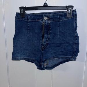 Size 8/29R Jean Shorts